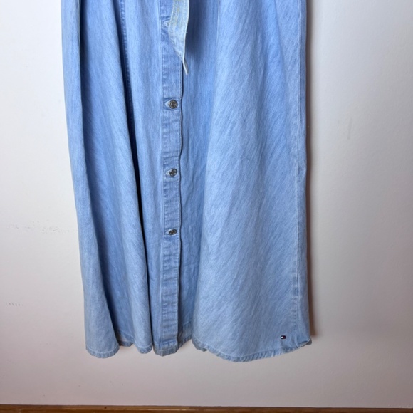 Tommy Hilfiger Denim Maxi Dress Belted Button Down Size 10 Light Wash Sleeveless - Picture 10 of 10